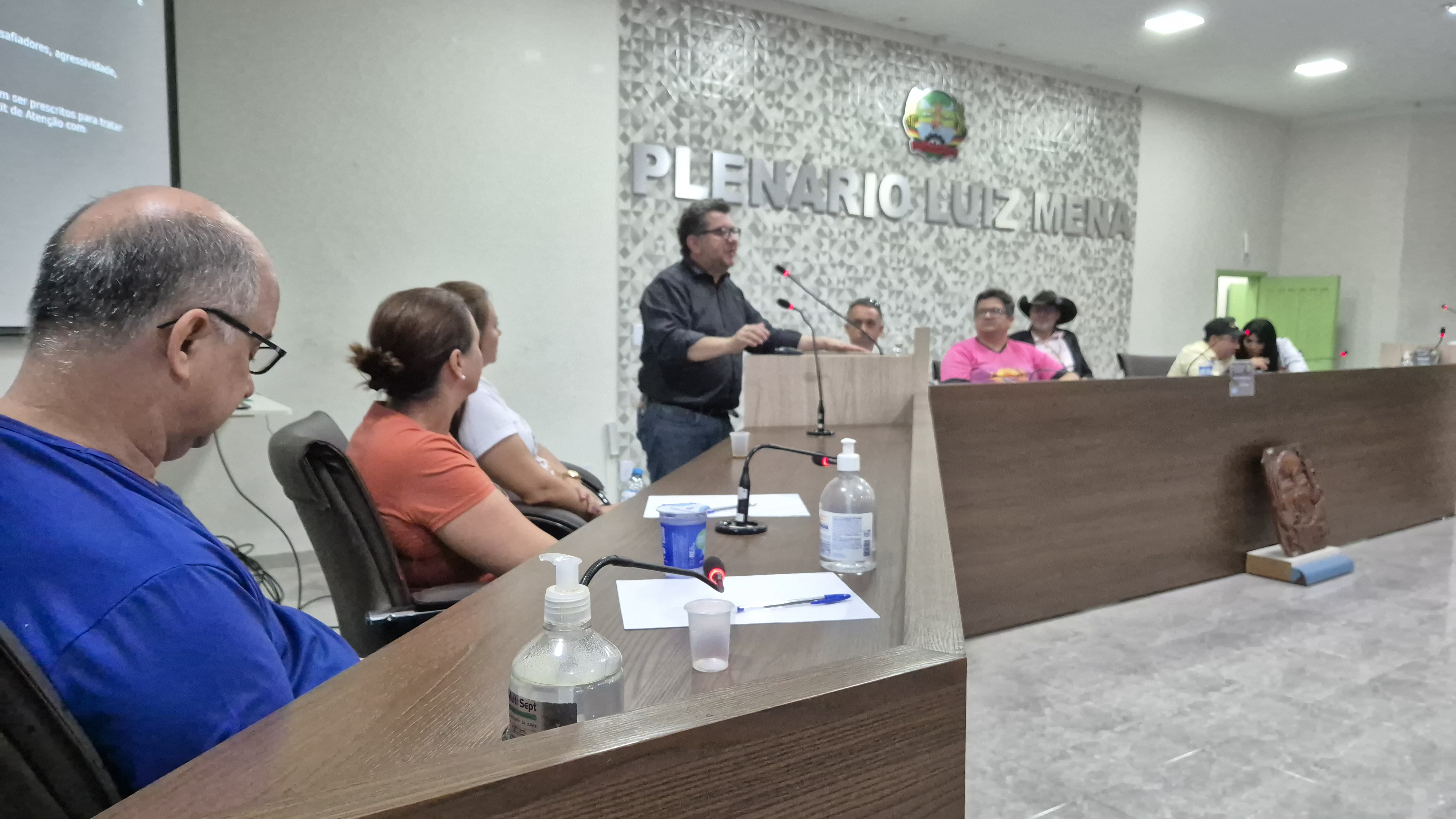 CMGN-MATERIA-CONF-AUTISMO-004